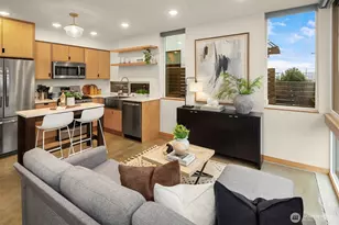 3827 23rd Ave W, Seattle, WA 98199 - Photo 2