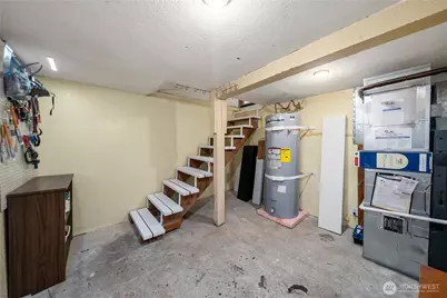 2520 Locust Avenue W, University Place, WA 98466 - Photo 30