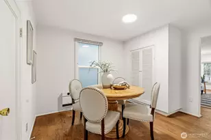 921 N 50th St, Seattle, WA 98103 - Photo 12