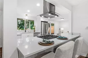 11903 NE 142nd Pl, Kirkland, WA 98034 - Photo 2