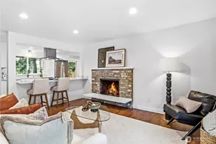 11903 NE 142nd Pl, Kirkland, WA 98034 - Photo 8