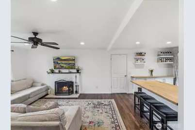 5715 91st Place NE, Marysville, WA 98270 - Photo 8