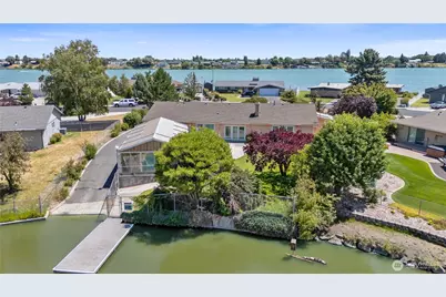 939 S Laguna Drive, Moses Lake, WA 98837 - Photo 1