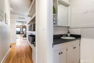 511 Front Street, Lynden, WA 98264 - Photo 8