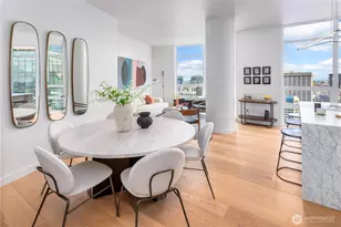 121 Stewart St, Seattle, WA 98101 - Photo 2