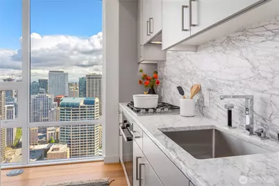 121 Stewart Street #3402, Seattle, WA 98101 - Photo 6