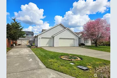 2727 180th Street E, Tacoma, WA 98445 - Photo 2