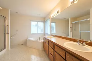 2727 180th St E, Tacoma, WA 98445 - Photo 14