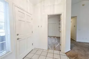 2727 180th St E, Tacoma, WA 98445 - Photo 4