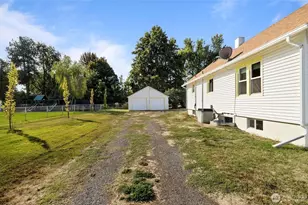 212 E 6th, Waitsburg, WA 99361 - Photo 26