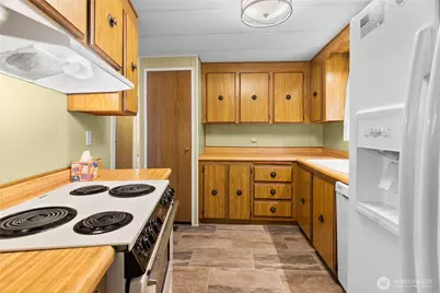 1841 Trosper Road SW #14, Tumwater, WA 98512 - Photo 18