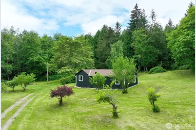 2748 El Camano Street, Camano Island, WA 98282 - Photo 4