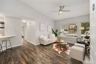 9210 Market Pl, Lake Stevens, WA 98258 - Photo 2