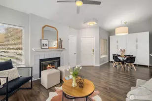 9210 Market Pl, Lake Stevens, WA 98258 - Photo 6