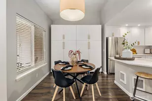 9210 Market Pl, Lake Stevens, WA 98258 - Photo 8