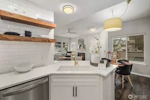 9210 Market Pl, Lake Stevens, WA 98258 - Photo 12