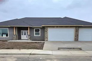 4606 W Larch Ave, Yakima, WA 98903 - Photo 1