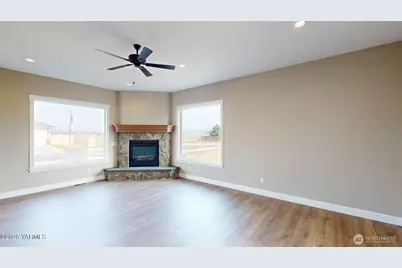 4606 W Larch Avenue, Yakima, WA 98903 - Photo 8