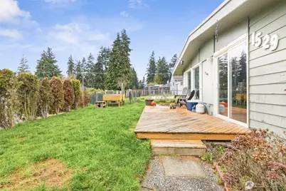1529 W 13th Street, Port Angeles, WA 98363 - Photo 2