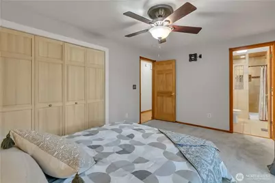 20632 SE 288th Place, Kent, WA 98042 - Photo 16