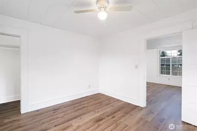 1016 E Orange Avenue, Burlington, WA 98233 - Photo 10