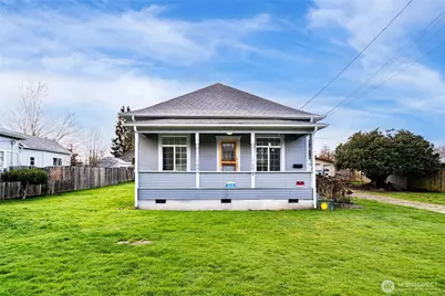 1016 E Orange Avenue, Burlington, WA 98233 - Photo 2