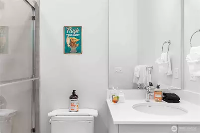 2613 3rd Avenue W, Seattle, WA 98119 - Photo 14