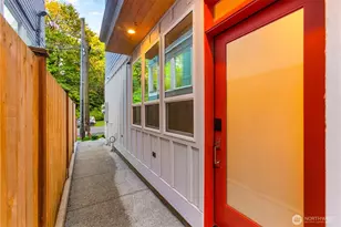 2613 3rd Ave W, Seattle, WA 98119 - Photo 2