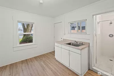 10916 Yakima Avenue S, Tacoma, WA 98444 - Photo 4