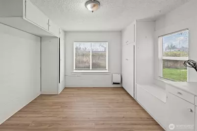 10916 Yakima Avenue S, Tacoma, WA 98444 - Photo 8