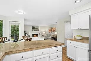 2824 234th Pl NE, Sammamish, WA 98074 - Photo 8