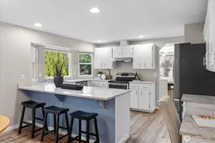 22621 8th Dr SE, Bothell, WA 98021 - Photo 10