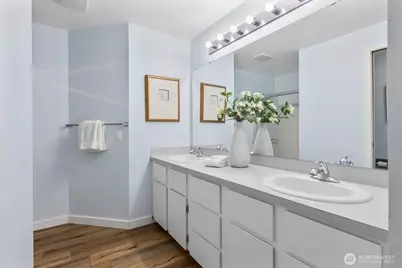 22621 8th Drive SE, Bothell, WA 98021 - Photo 28