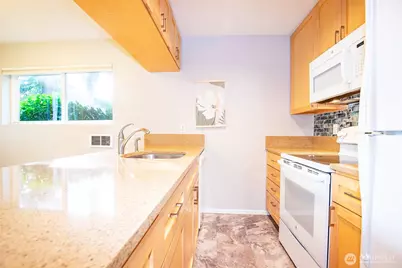 3041 127th Place SE #G12, Bellevue, WA 98005 - Photo 10