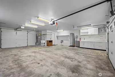 4925 Harbor View Drive NE, Tacoma, WA 98422 - Photo 32