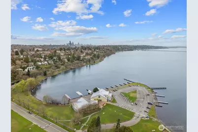 4233 S Bradford Street, Seattle, WA 98118 - Photo 4