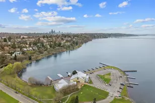 4233 S Bradford St, Seattle, WA 98118 - Photo 4