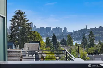 3852 Carr Place N, Seattle, WA 98103 - Photo 26