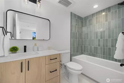 3852 Carr Place N, Seattle, WA 98103 - Photo 18