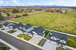 2307 S 57th Ave, Yakima, WA 98903 - Photo 28