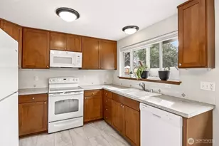 6702 81st St SW, Lakewood, WA 98499 - Photo 10