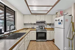 596 Forrest Way, Camano Island, WA 98282 - Photo 16