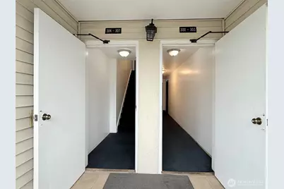 1120 N 91st Street, Seattle, WA 98103 - Photo 20