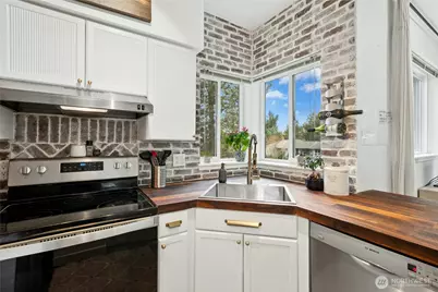 12012 NE 204th Place #C203, Bothell, WA 98011 - Photo 14