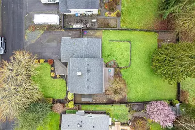 7628 40th Avenue Ct E, Puyallup, WA 98443 - Photo 2