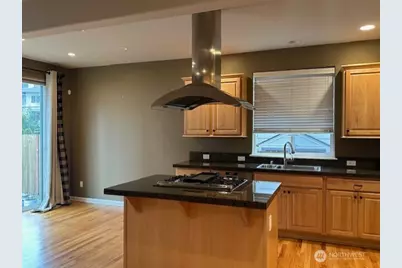 9927 187th Court NE, Redmond, WA 98052 - Photo 4