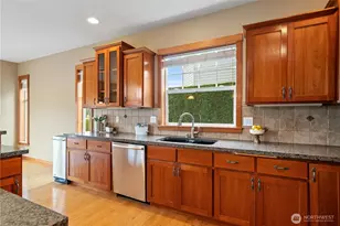 807 E Maberry Dr, Lynden, WA 98264 - Photo 16