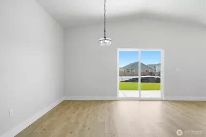 739 N Muscovy Street, Moses Lake, WA 98837 - Photo 14
