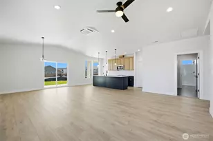 739 N Muscovy St, Moses Lake, WA 98837 - Photo 12