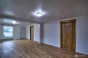 118 N Buckner St, Centralia, WA 98531 - Photo 6